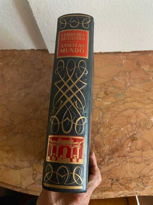 Livro "A Volta ao Mundo" de Ferreira de Castro