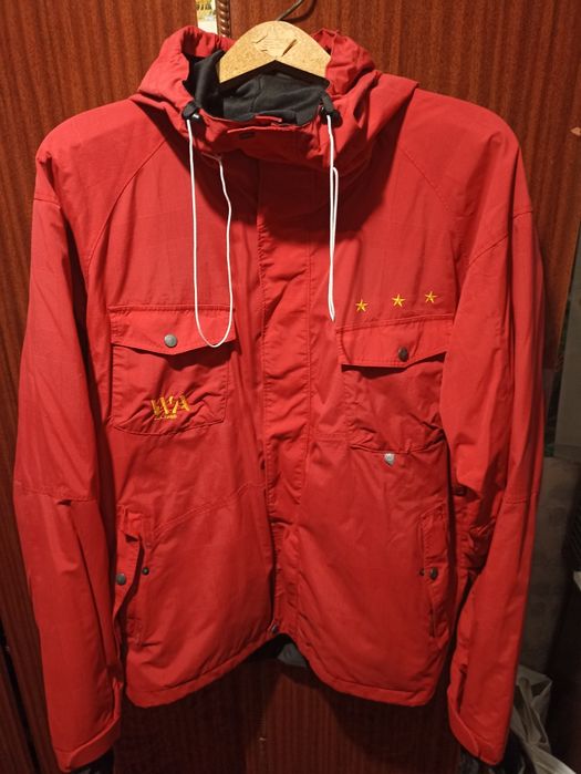 Демисезонная куртка