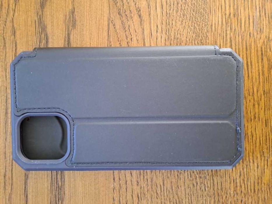 Etui Dux Ducis Iphone 12. Stan bardzo dobry, używane sporadyczne.