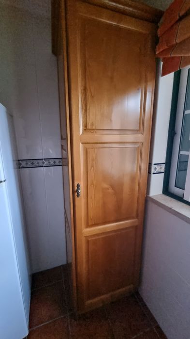 Armário cozinha madeira