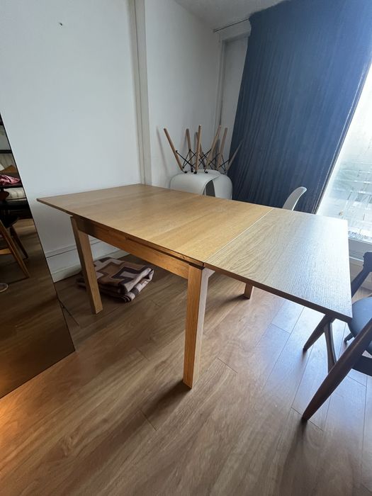 Mesa de jantar extensível 90-180cm