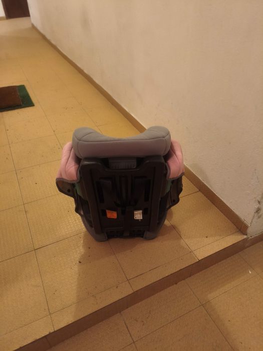 Cadeira automóvel criança