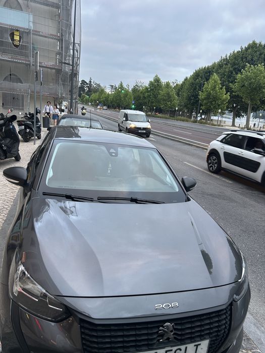 Peugeot 208 — fotografia 8