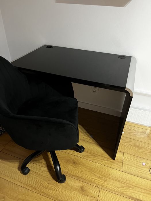 Biurko czarne lakierowane