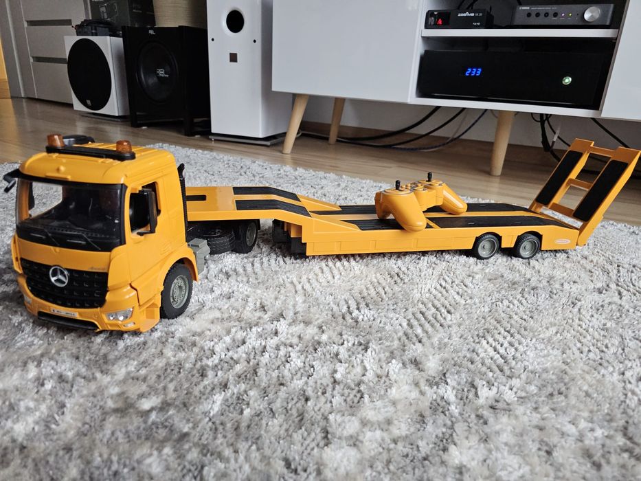 405107 Zdalnie Sterowana laweta Mercedes Arocs