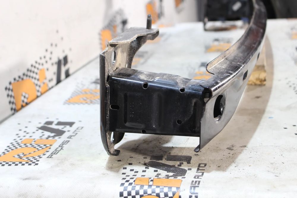 Reforço pára-choques trás BMW 5 (F10)