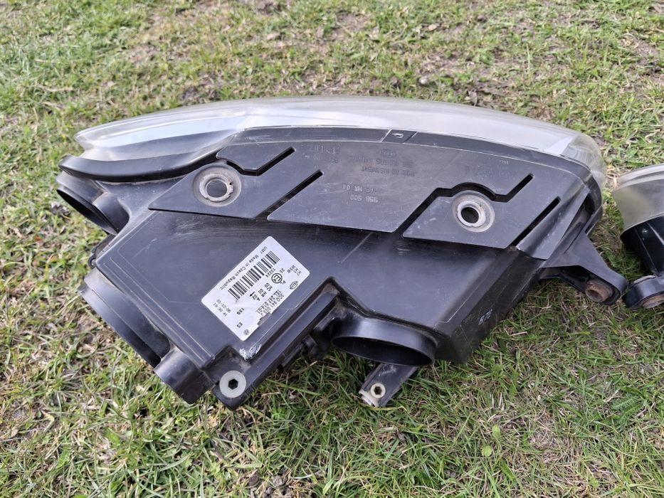Hella lampy passat b6 reflektory