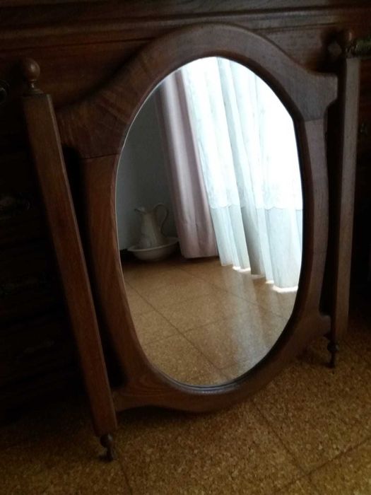 Quarto de casal completo em madeira