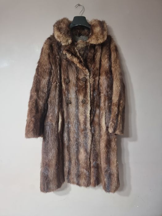 Długie futro naturalne piżmaki