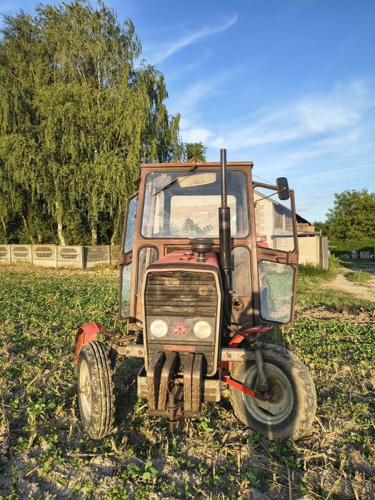 Massey Ferguson 255