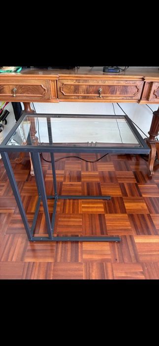 Mesa de apoio vidro Ikea
