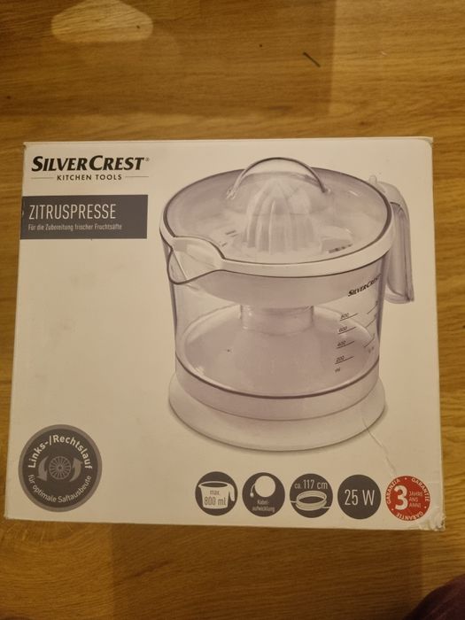 Elektryczna wyciskarka do owoców