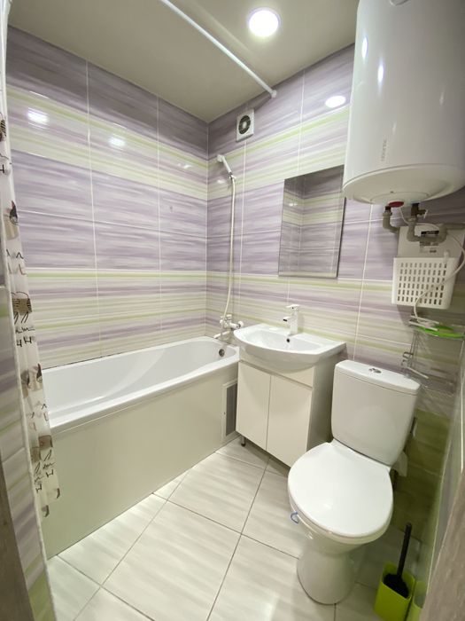 Квартира посуточно, почасово Люкс! пр.Кирова 98(пр.Поля)- Центр!