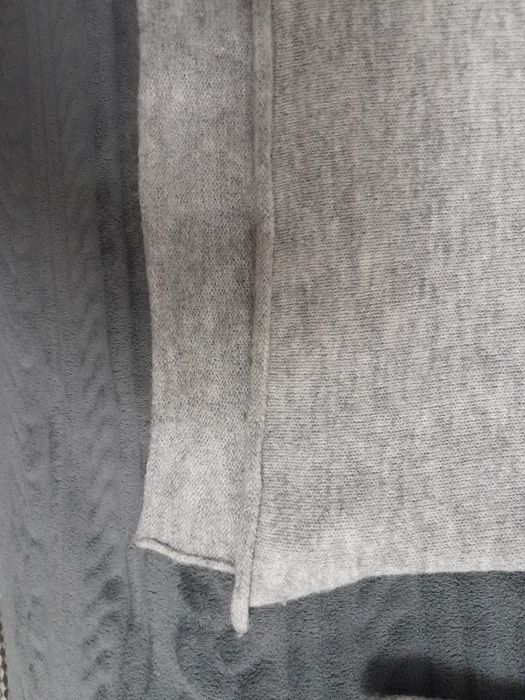 Sweterek damski popielaty Mohito