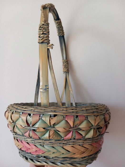 Cestinha em verga / vime