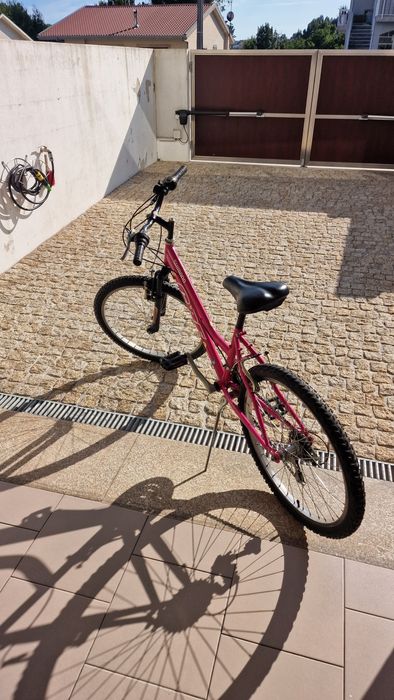 Bicicleta BTT Júnior CBF Shine