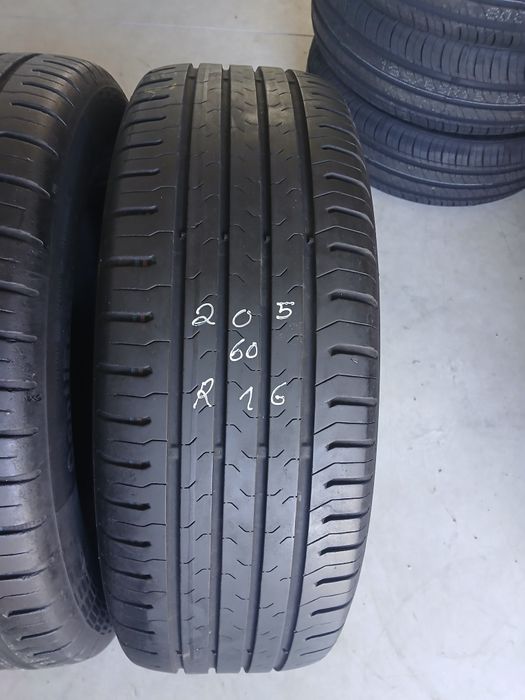 2 pneus 205 60 r16 Continental