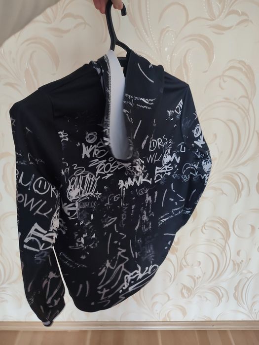 продам кофту весна-осень, на подростка.