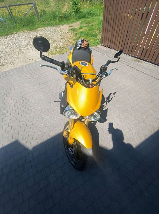 Triumph street triple 2010r.