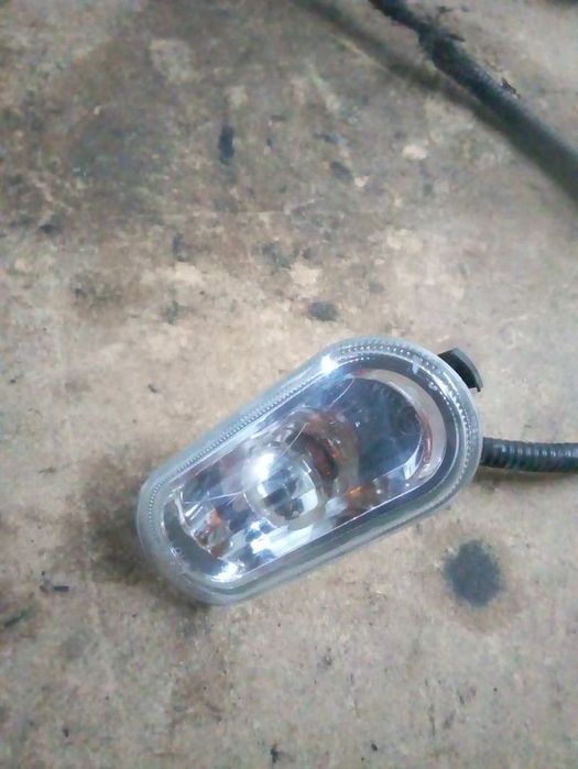 Piscas Guarda Lamas F.D Seat Leon (1M1)