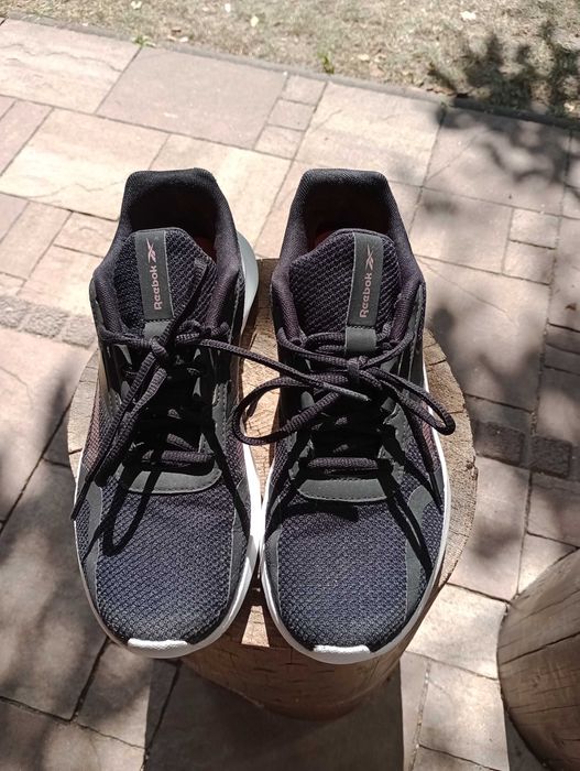 Adidasy damskie Reebok Rozm40.5 długość wkł.26.5 cm