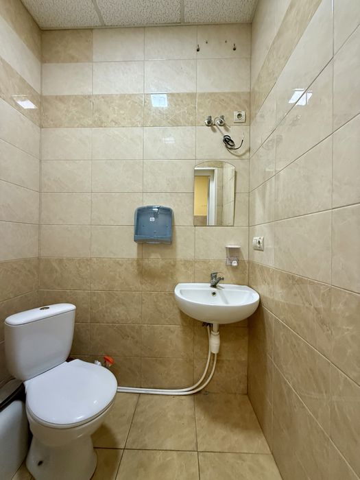 Оренда комерційного приміщення 41,7 м², центр Вишневого, Акварелі-1