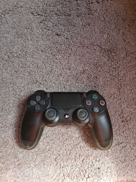 Zestaw PlayStation 4 Slim 500GB + Pad + Okablowanie + 7 Gier