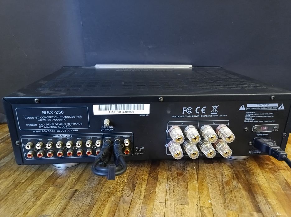 Wzmaczniacz Adwenture Acoustic 250 MAX