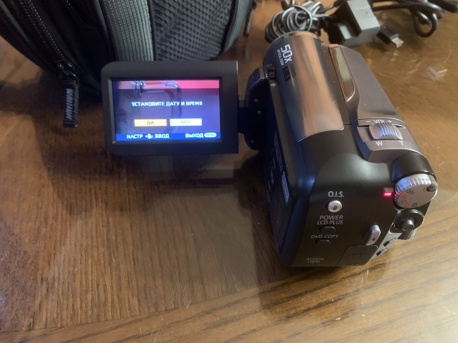 Продаю видеокамеру Panasonic SDR-H60