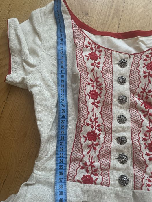Вишита сукня xs