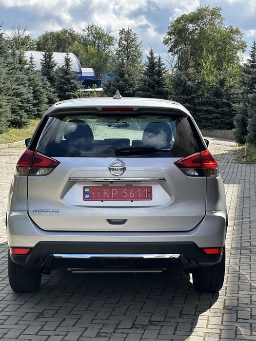 Nissan Rogue T32 REST 2.5 бензин Автомат