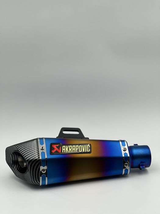 Вихлоп Acrapovic на мотоцикл