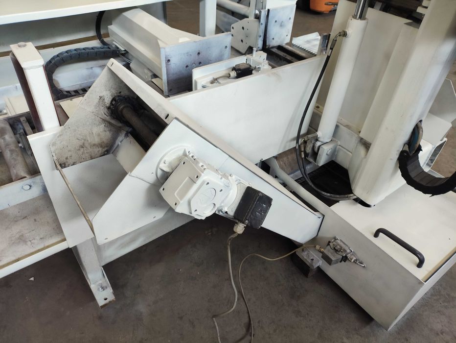 Serra de fita automática KASTO Twin A4