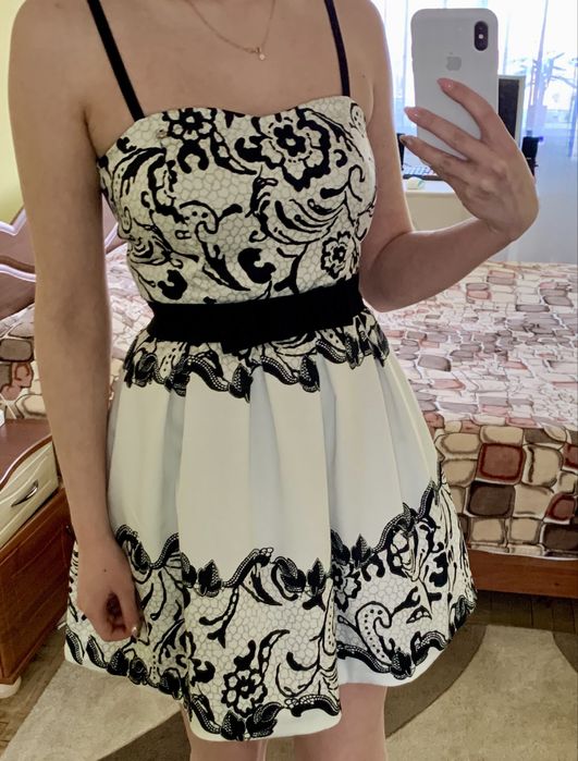 Продам сукню італійського бренду Rinascimento 34XS