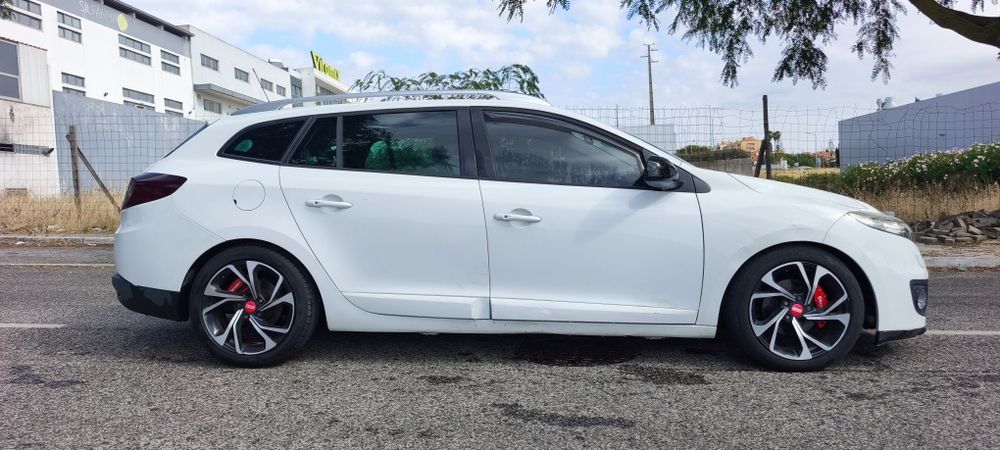 Renault Megane Sport Tourer 1.5 DCI foto 2