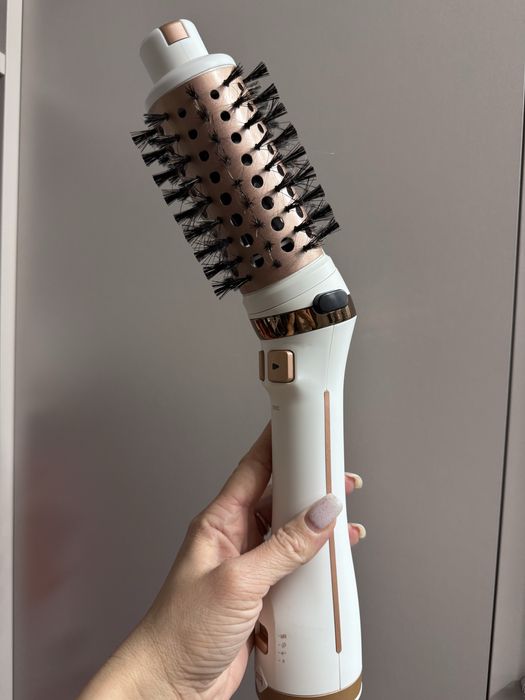 Фен-щітка. Фен-браш Rowenta для волосся