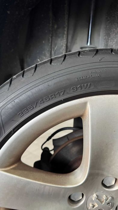 Vende PNEU: 225/45R17 91W