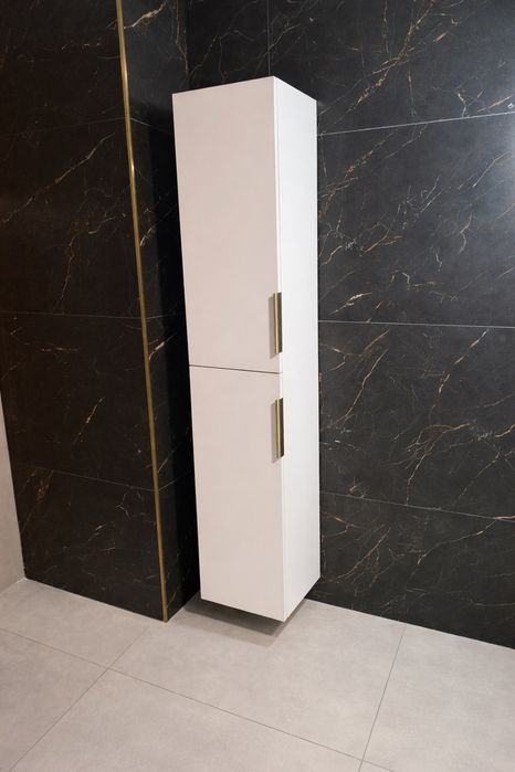 Słupek łazienkowy 180x30 biały akryl zawiasy blum