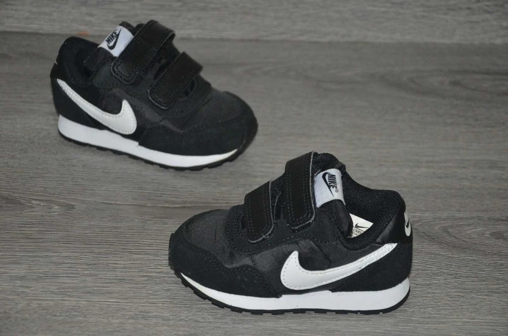 Продам кросівки Фірма Nike .