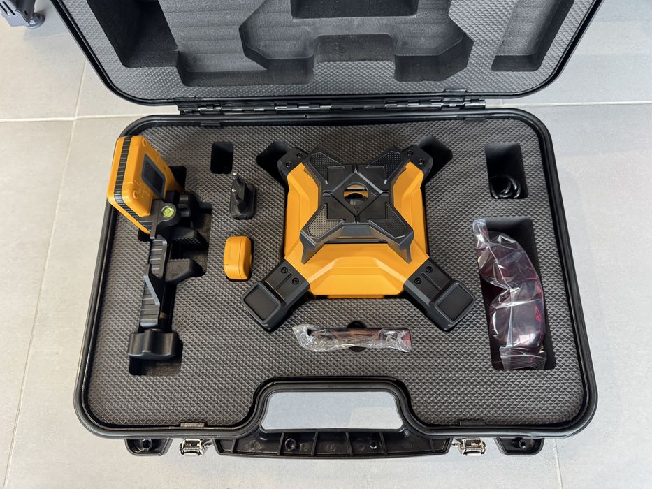 NOWY Niwelator laserowy Lamigo Spin 305 zestaw 5 lat gwarancji