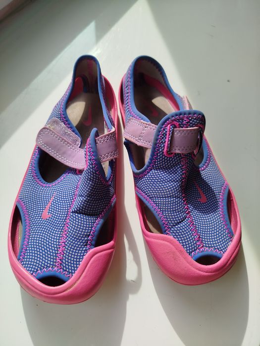 buty Nike do pływania rozm 31-32, wkładka 20,2 cm