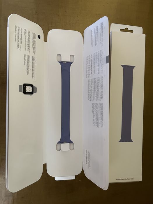 Selling original Apple Solo Loop bracelet in Lavender64170814599425122