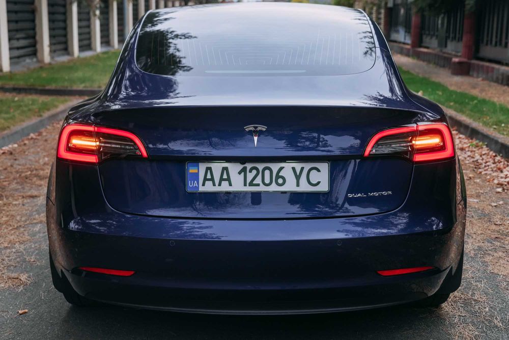 Tesla model 3 Long range Dual Motor 75 KWh Full Self-Driving (Supervis