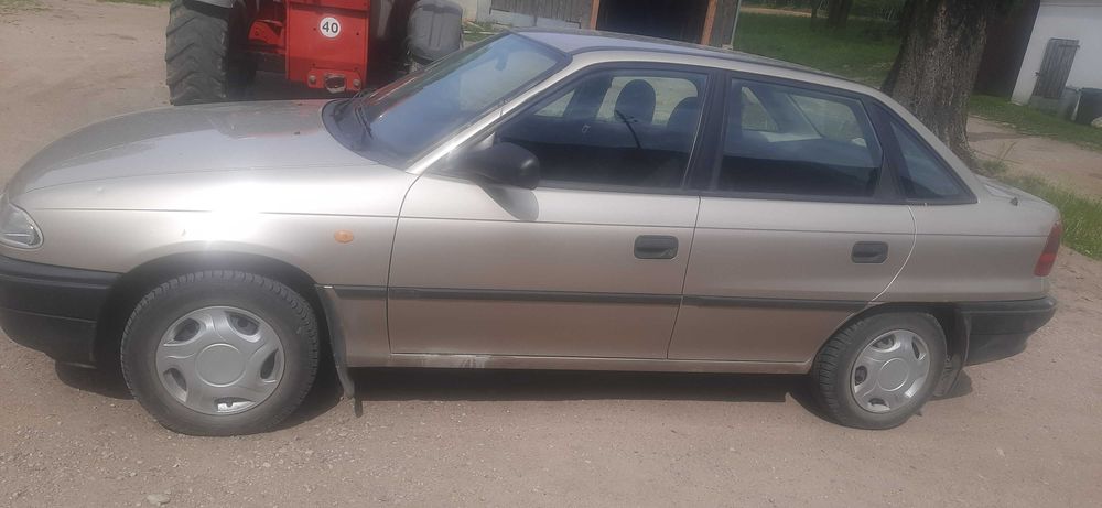Sprzedam samochód  Opel Astra clasic