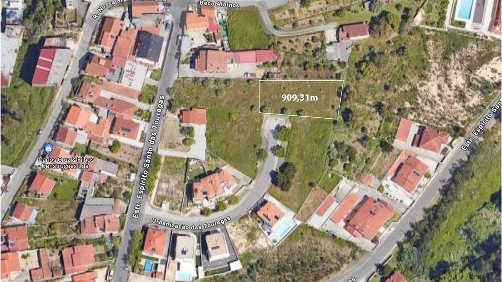 Vendo Terreno Urbano c/Projeto para Moradia M5 (909m2)