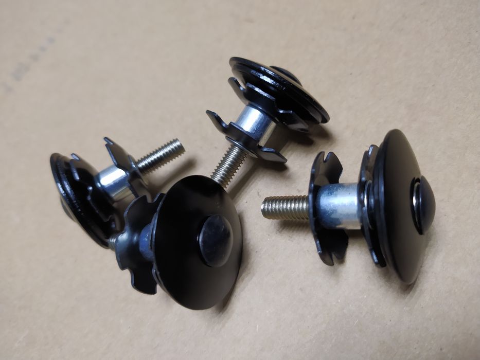 Вилки різні з амортизатором і без.РозпродажНові і вживані.розмір 24/ 2