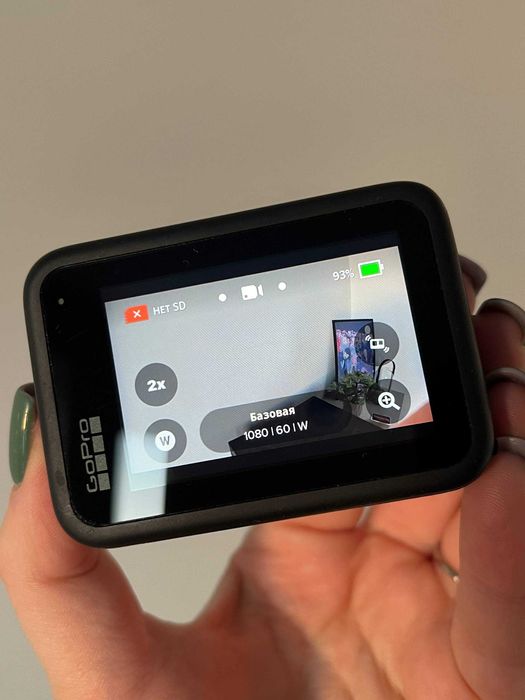 Екшн-камера GoPro Hero 10 з кріпленням на голову