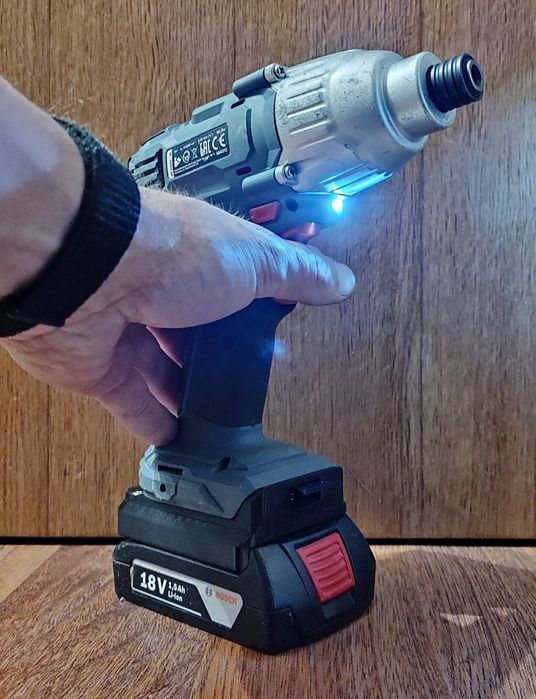 Adapter Graphite Energy+ na baterie Bosch GBA GSR Pro CORE.