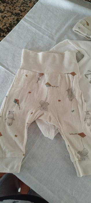 Pijama H&M 2 a 4 meses