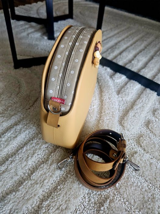 Obag moonlight cammello pasek skórzany guzik modelinowy organizer
